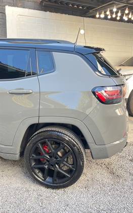 JEEP COMPASS 2.0 HURRICANE 4 TURBO GASOLINA BLACKHAWK AT9 JEEP COMPASS 2.0 HURRICANE 4 TURBO GASOLINA BLACKHAWK AT9
